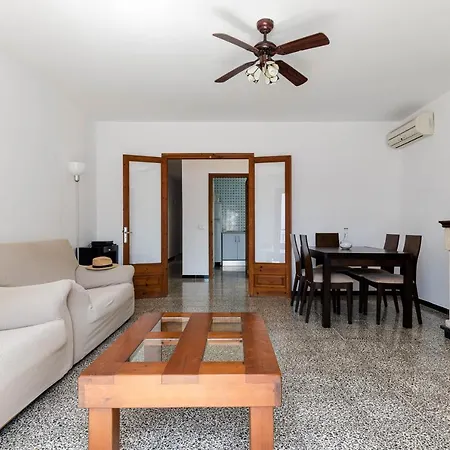 Yourhouse Ana, Family-friendly Beach House In Majorca North 度假居 *